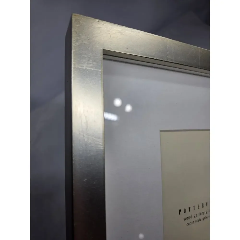 Pottery Barn Wood Gallery Gilt Frame 4x6 Photo Gold Finish White Matte